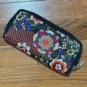 Floral Embroidered Wallet Clutch w/ Zipper Inside & Outside
